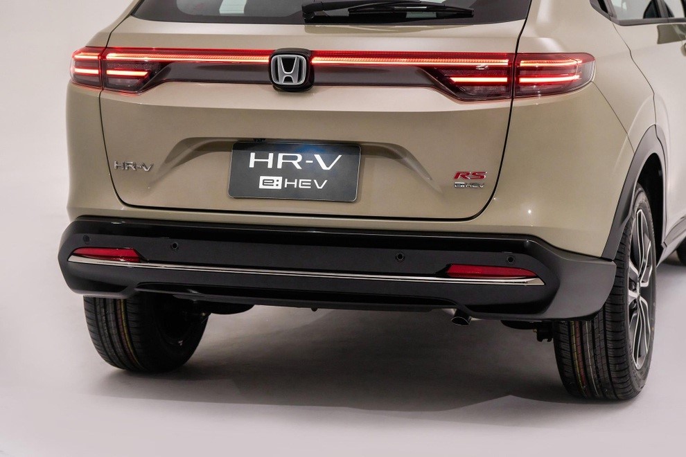 Honda HR-V 2025 được trang bị cảm biến lùi trên tất cả biên bản G, L, E:HEV RS